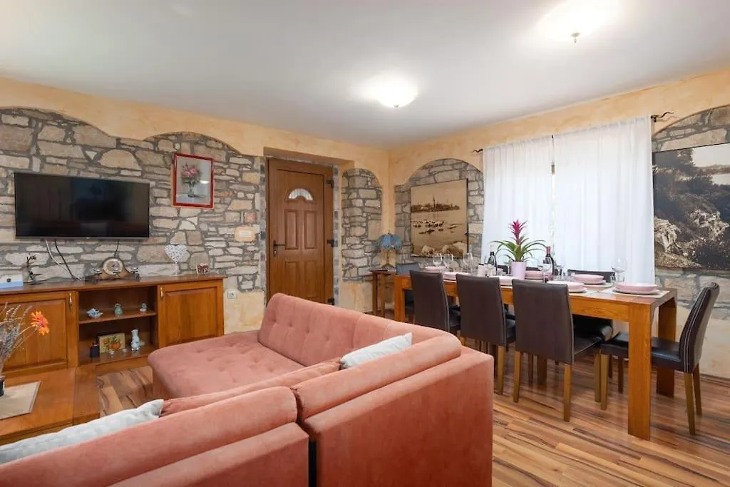Rosello 2 Apartment Novigrad  Novigrad (Istria)