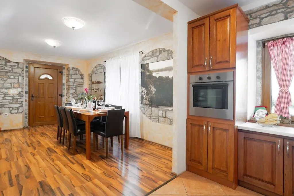 Rosello 2 Apartment Novigrad