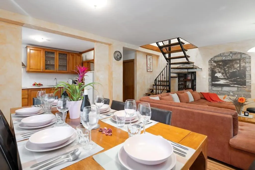 Rosello 2 Apartment Novigrad