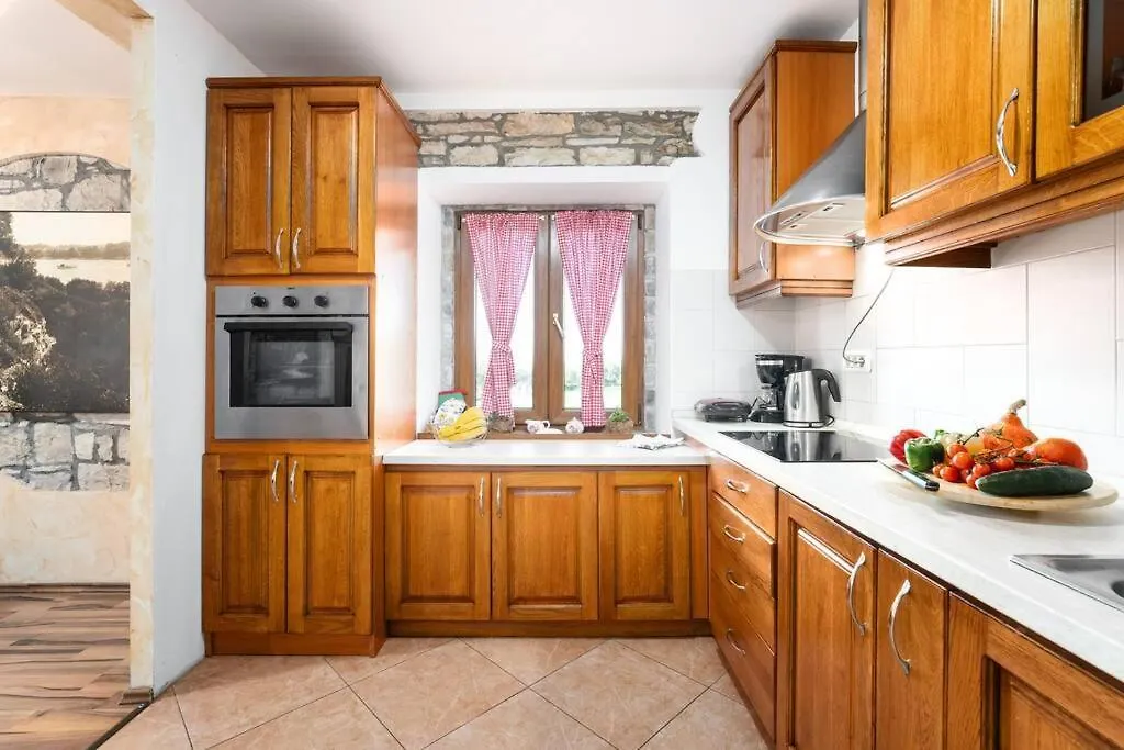 Rosello 2 Apartment Novigrad  Croatia